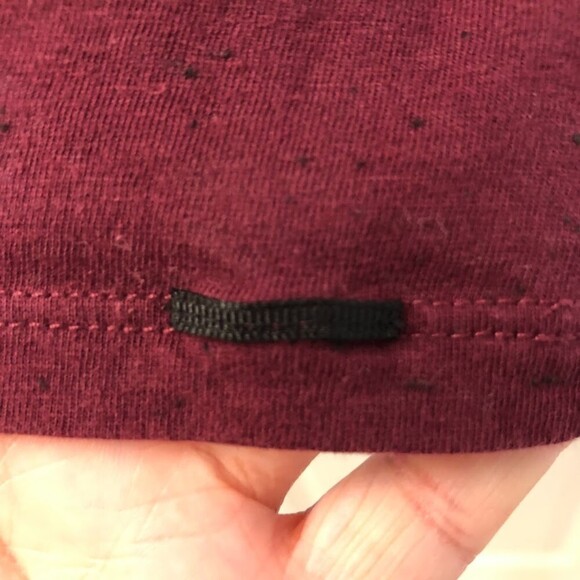 On The Byas Men's Medium Maroon Burgundy Knit Top T-Shirt Medium Casual Style - Picture 7 of 8